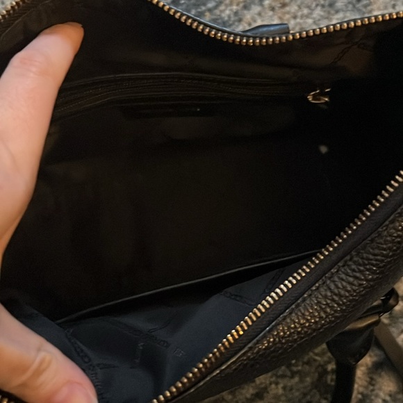 Used like new Michael Kors bag - Picture 2 of 7